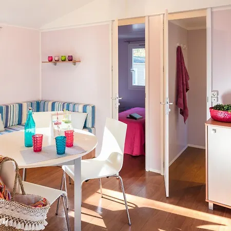 Kamp alanı Eurocamp Mobilhomes At Brioni Sunny