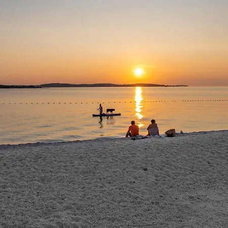 Eurocamp Mobilhomes At Brioni Sunny