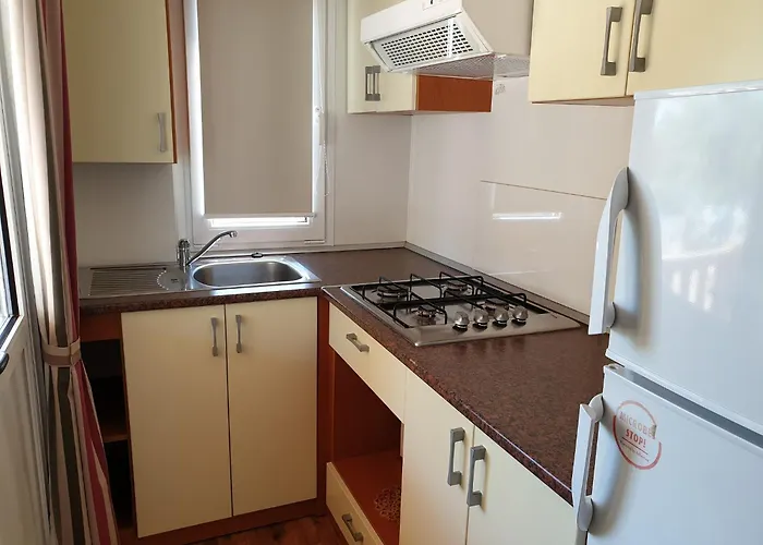Campsite Eurocamp Mobilhomes At Brioni Sunny *