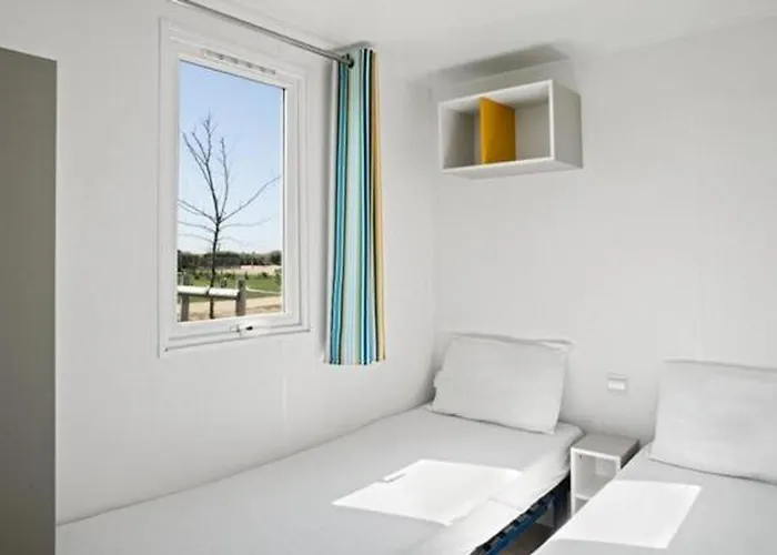 Campsite Eurocamp Mobilhomes At Brioni Sunny *