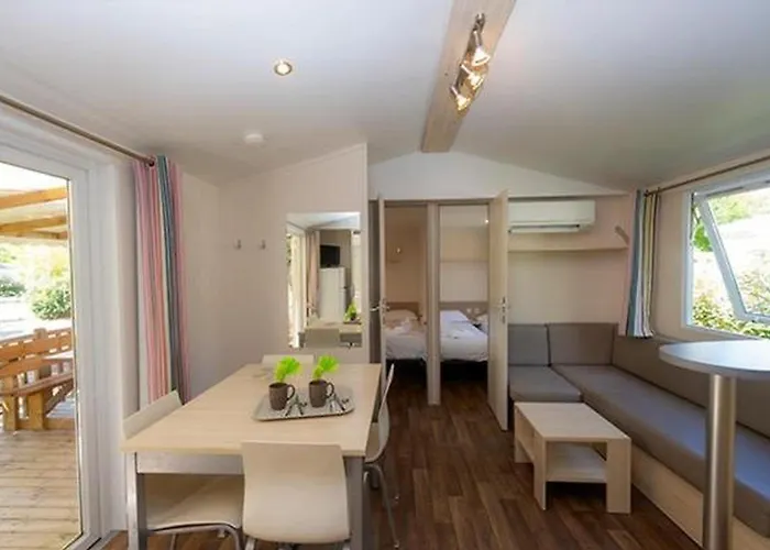 Eurocamp Mobilhomes At Brioni Sunny * Pula