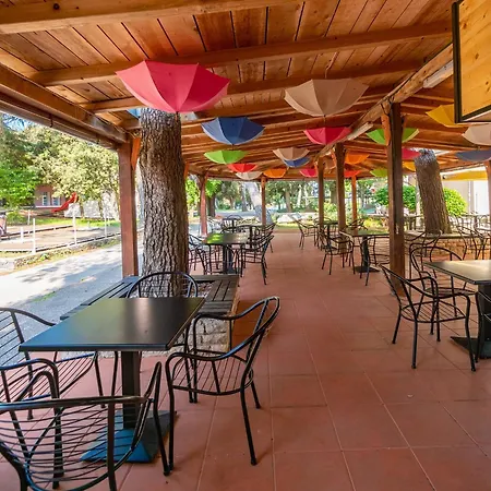 Campsite Eurocamp Mobilhomes At Brioni Sunny