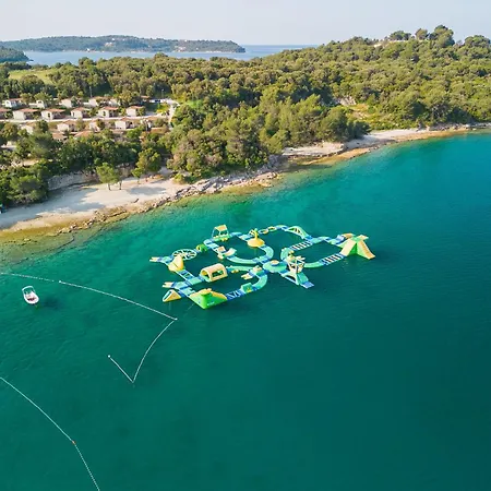 Eurocamp Mobilhomes At Brioni Sunny Campsite *
