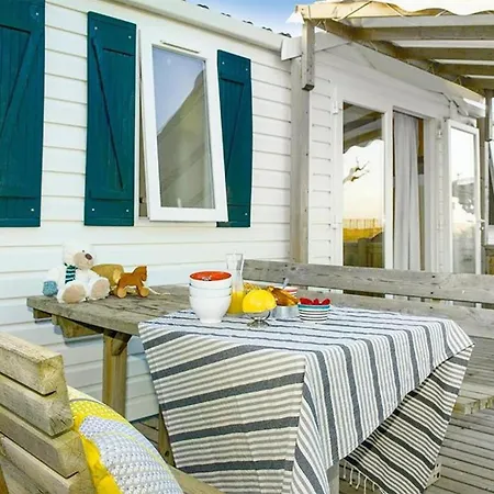 Eurocamp Mobilhomes At Brioni Sunny Kamp Pula