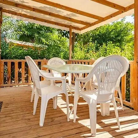 Eurocamp Mobilhomes At Brioni Sunny אתר קמפינג *