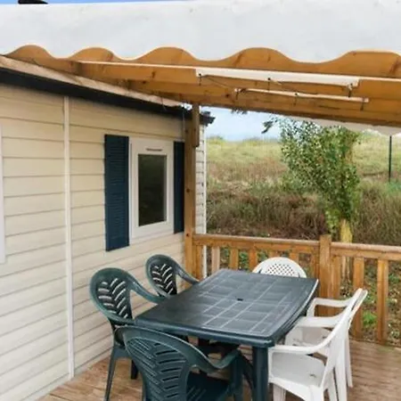 Eurocamp Mobilhomes At Brioni Sunny פולה