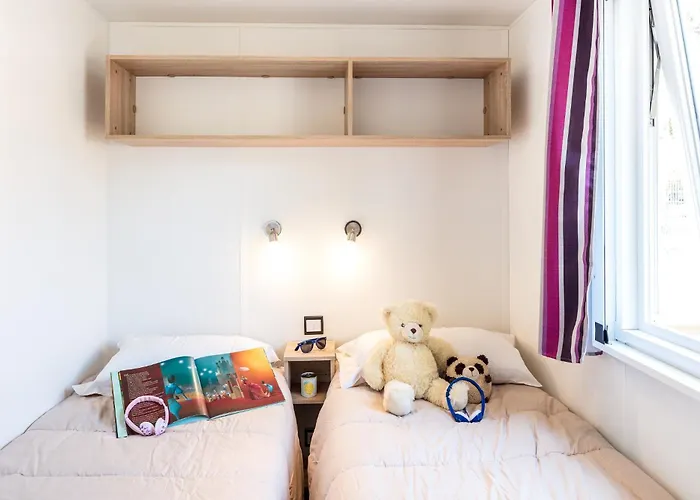 캠프장 Eurocamp Mobilhomes At Brioni Sunny 풀라